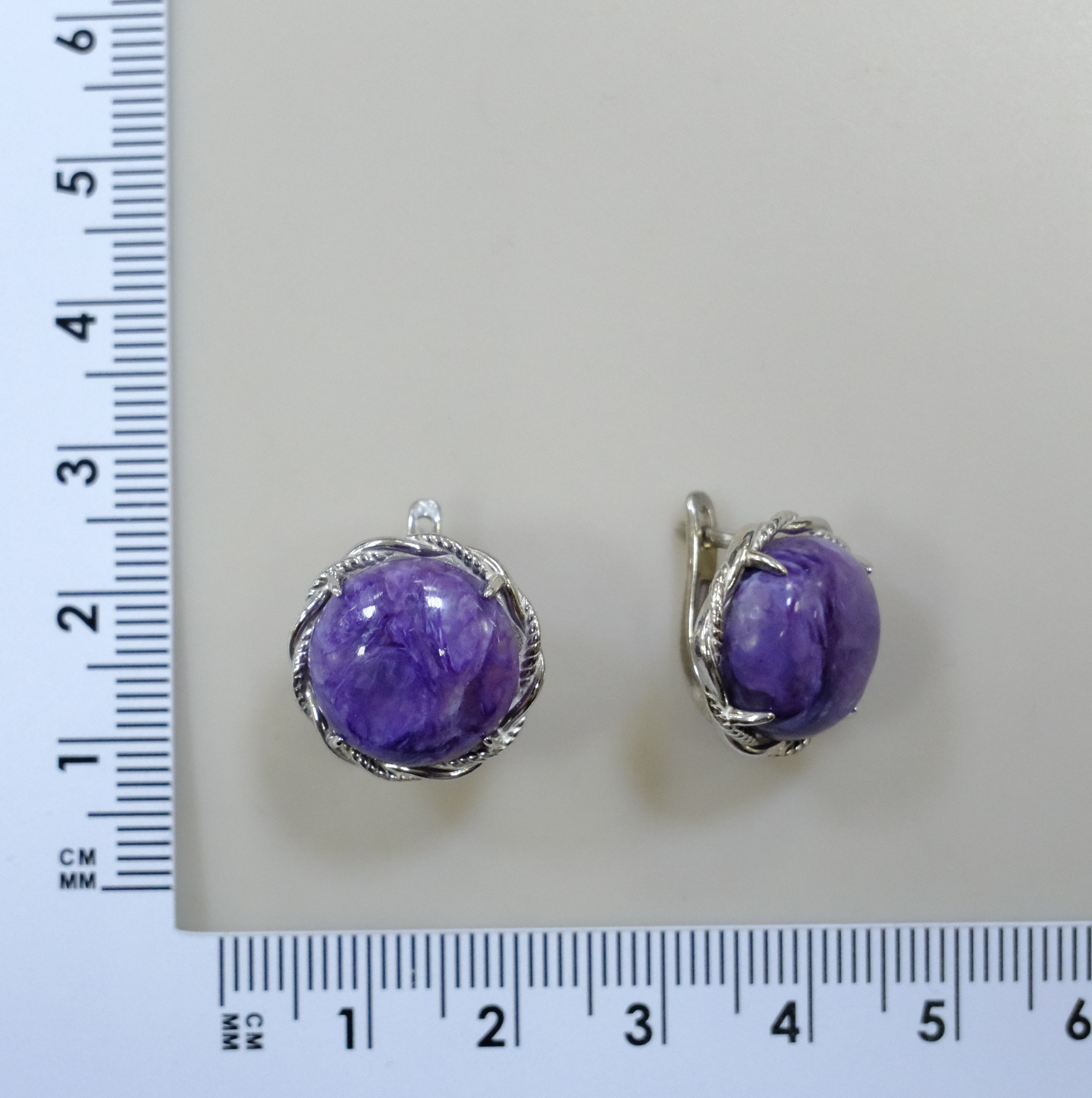 Серебряные серьги с чароитами